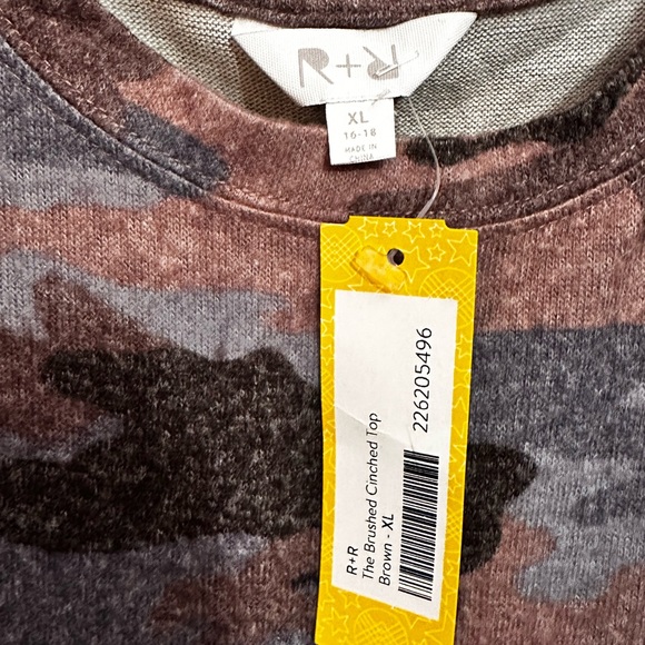 Rumi + Ryder - Cinched sweater /XL - Picture 3 of 3